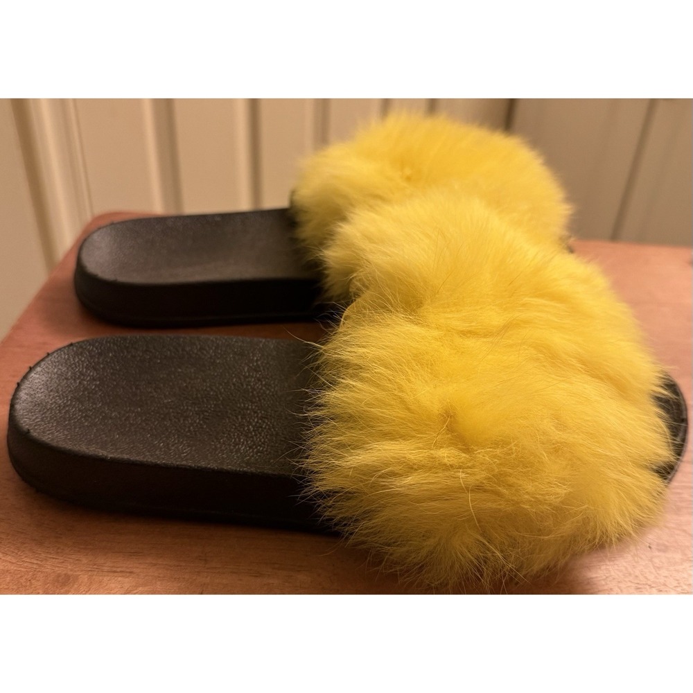 Yellow Faux Fur/ Feather Slip On‎ Flip Flops/Sandals  Size 44/45